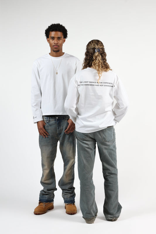 John 1 : 5 Longsleeve White